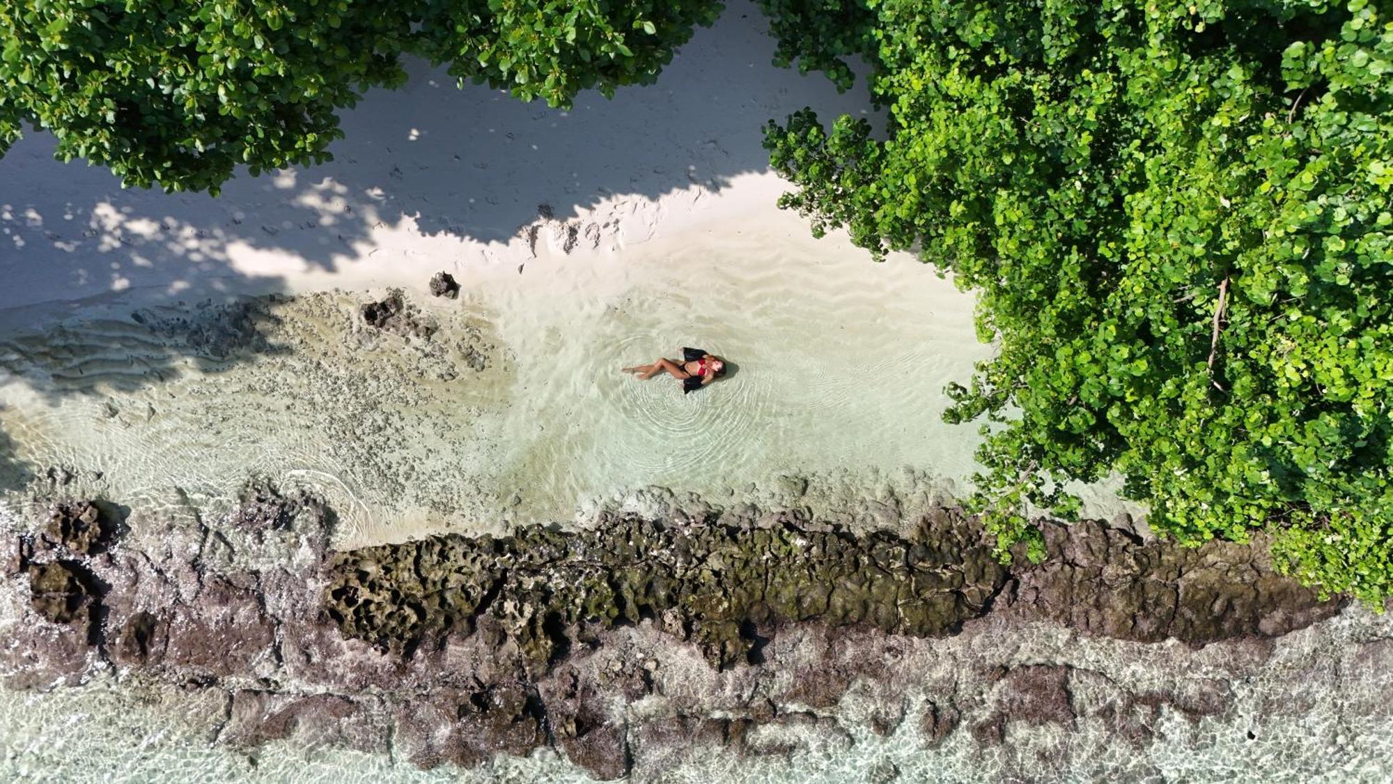 Blue Water Thoddoo Inn المظهر الخارجي الصورة